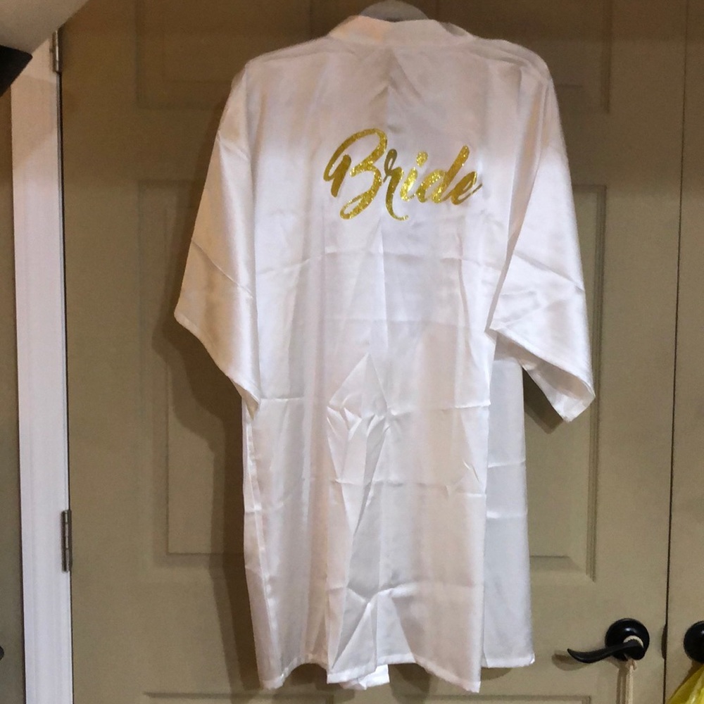 BRIDE ROBE Gold Words LadyWedding NEW - XL  White